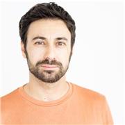 Lezioni di recitazione, dizione, lettura ad al voce e public speaking.Propongo percorsi individuali e per gruppi o team di lavoro